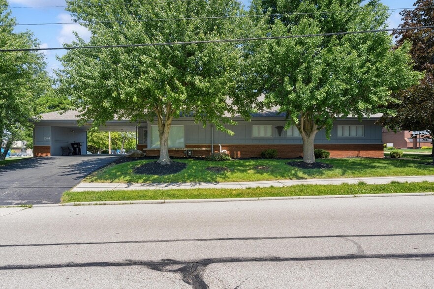 244 Wilson Dr, Xenia, OH for sale - Building Photo - Image 2 of 62