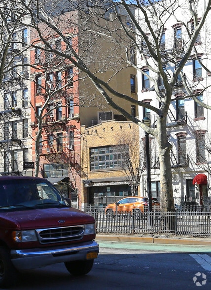 165 Allen St, New York, NY for lease - Primary Photo - Image 1 of 11