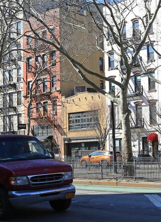Plus de détails pour 165 Allen St, New York, NY - Commerce de détail à louer