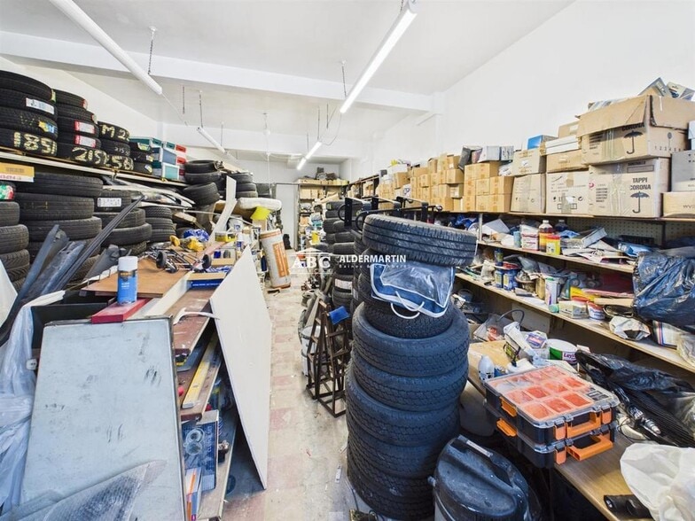 663 Watford Way, London for lease - Building Photo - Image 3 of 7