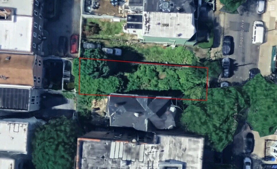 1761 Topping Ave, Bronx, NY à vendre - Aérien - Image 2 de 12