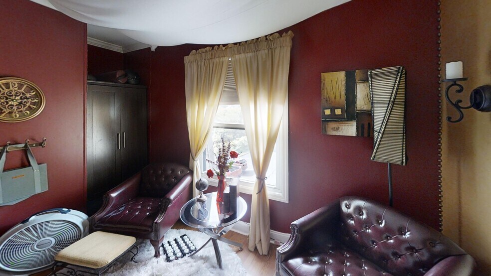 40 Lake Ave Ext, Danbury, CT à louer - Photo du bâtiment - Image 2 de 10