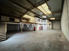 57 Avenue De La République, Vénissieux for lease Interior Photo- Image 1 of 16