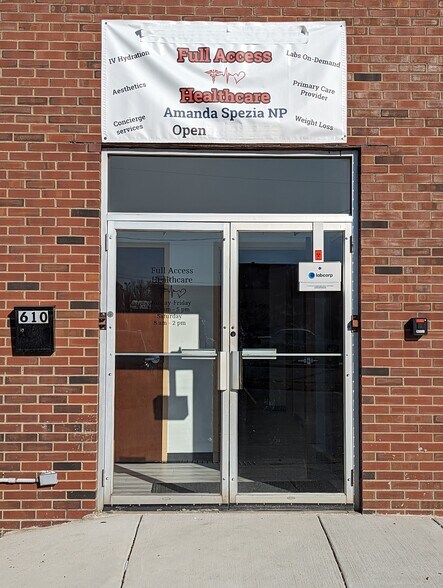 610-622 N Gilbert St, Danville, IL à vendre - Photo du bâtiment - Image 3 de 6