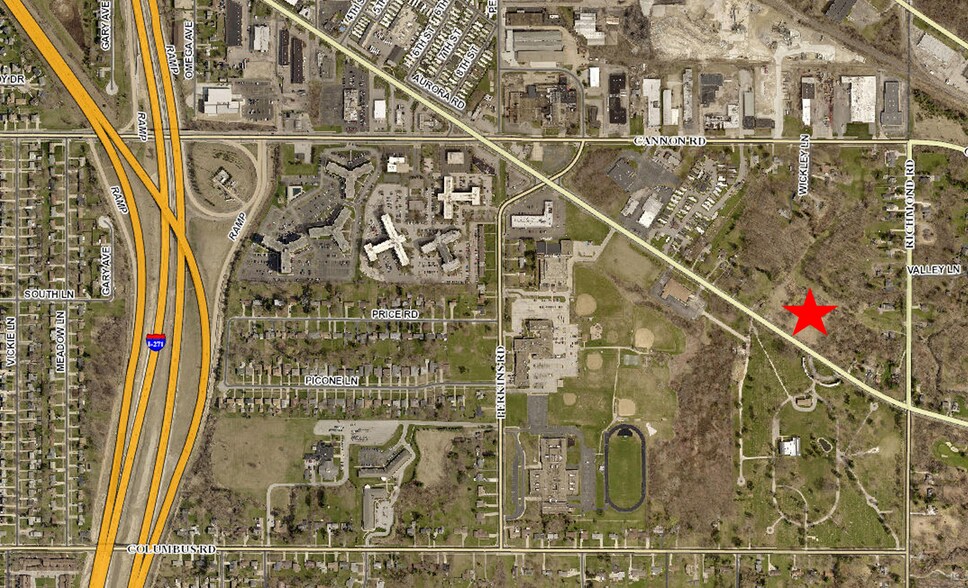 26575 Aurora Rd, Bedford Heights, OH à vendre - Aérien - Image 2 de 14