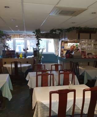 309 Hale Rd, Altrincham à vendre - Photo intérieure - Image 2 de 3