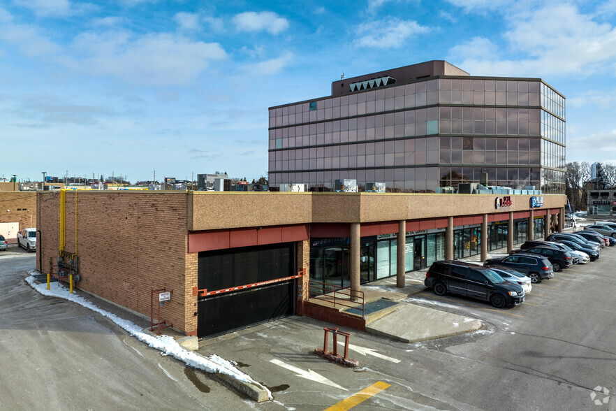 3200 Dufferin St, Toronto, ON à louer - Photo du bâtiment - Image 2 de 6