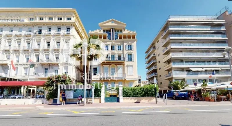 Commerce de détail dans Nice à vendre - Photo du bâtiment - Image 2 de 4