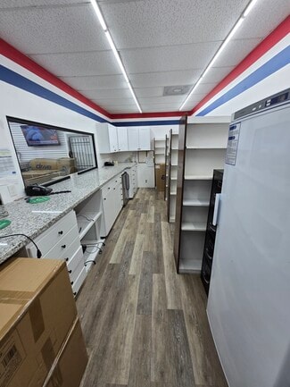 More details for 14206 S Post Oak Rd, Houston, TX - Retail for Sale