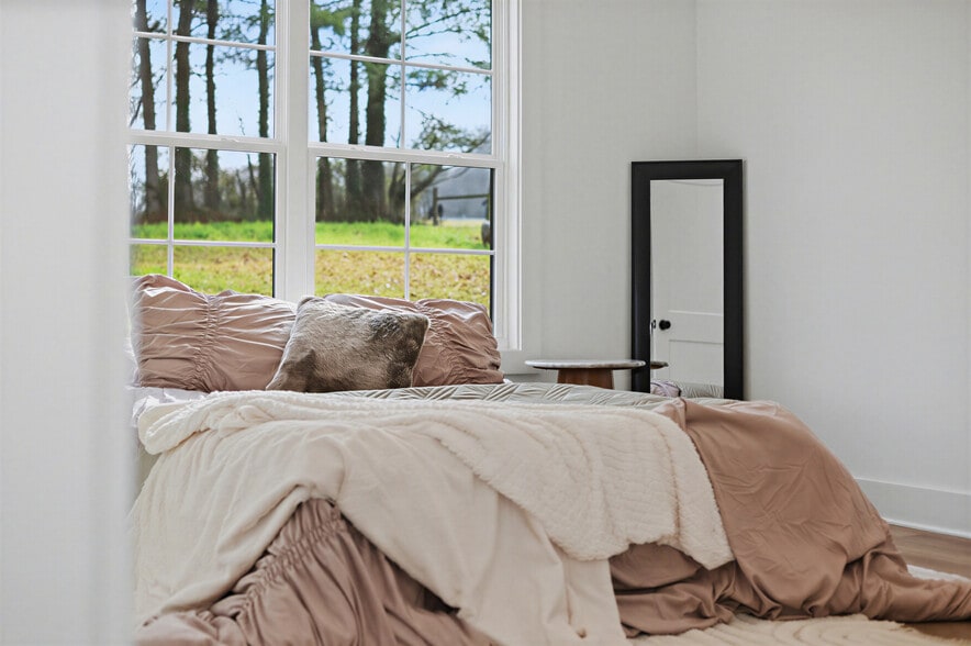 1519-1521 Carroll Creek Rd, Johnson City, TN for sale - Interior Photo - Image 3 of 48