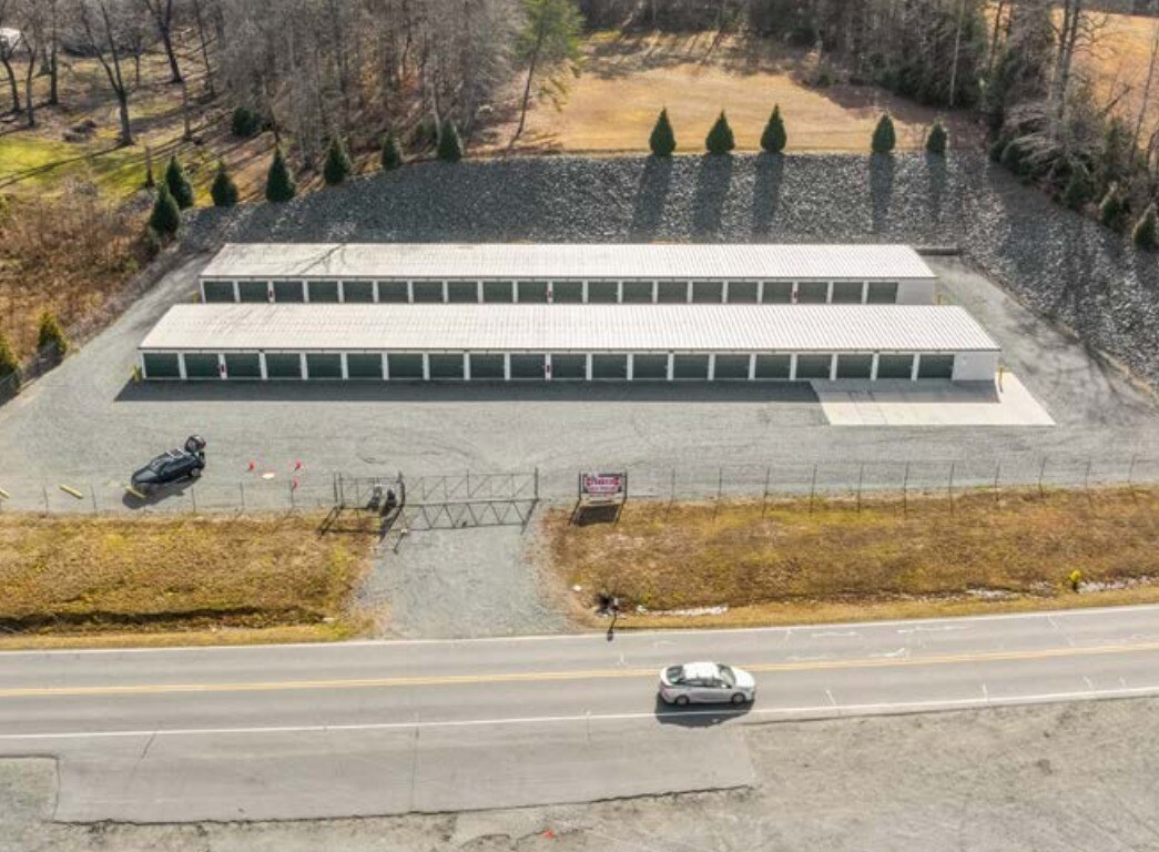 3165 NC 65 Hwy W, Germanton, NC for sale Primary Photo- Image 1 of 2