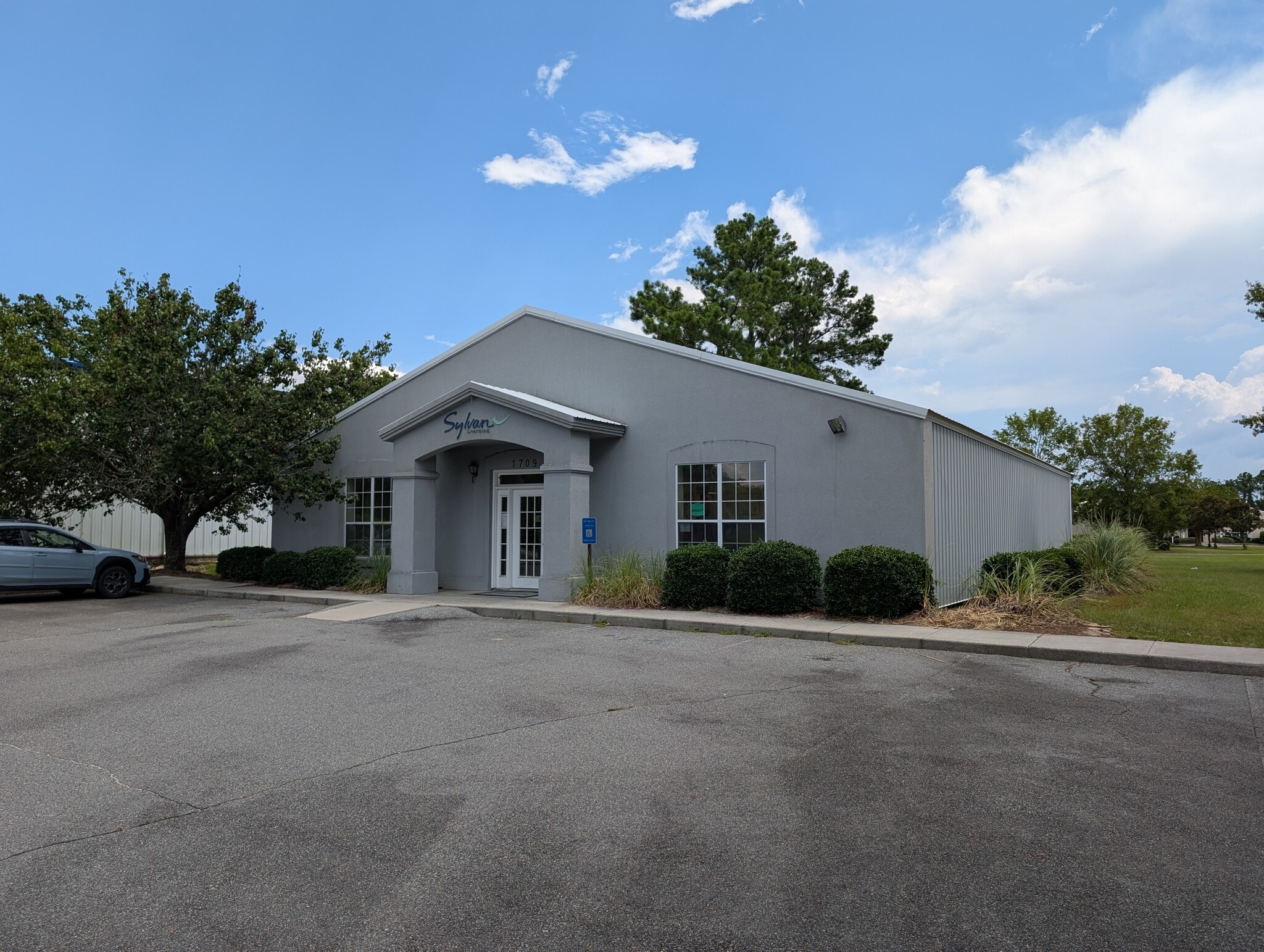 1709 River St, Valdosta, GA for lease Building Photo- Image 1 of 16