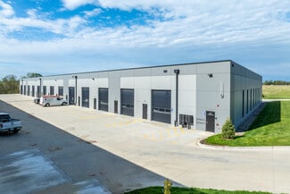 More details for 810 Interstate Pky, Waukee, IA - Flex for Lease