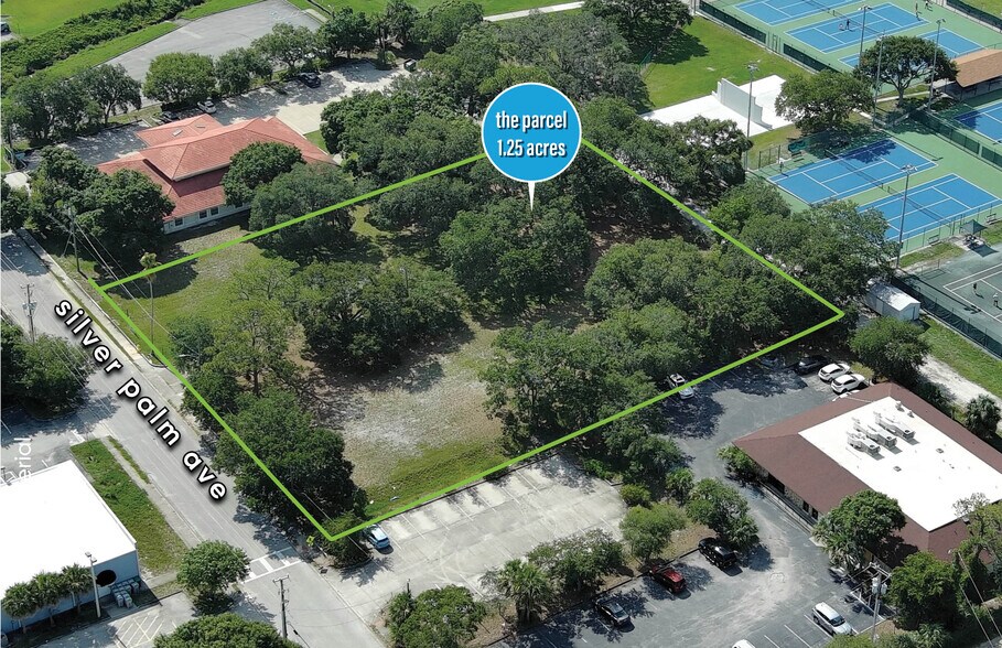 107 Silver Palm Ave, Melbourne, FL à vendre - Photo du bâtiment - Image 2 de 7