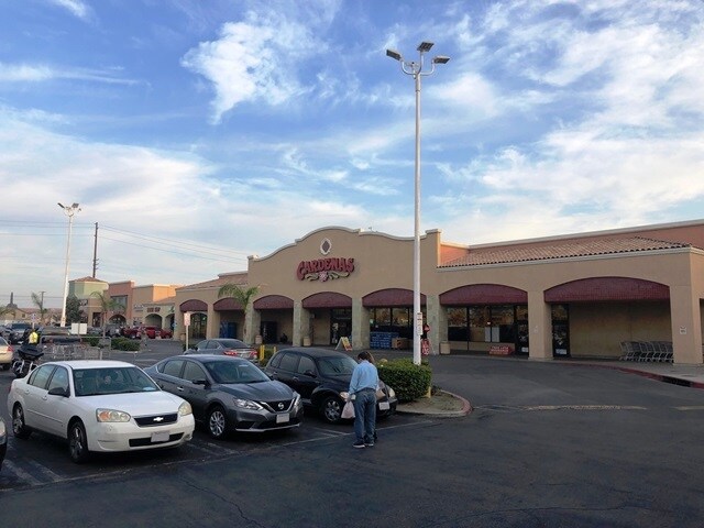 Plus de détails pour 1043-1199 N Mount Vernon Ave, Colton, CA - Commerce de détail à louer