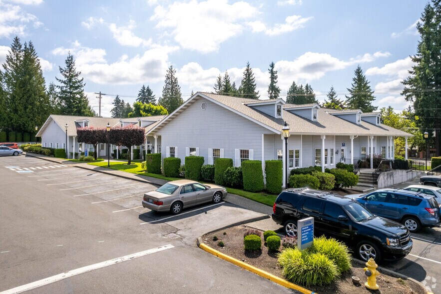 728 S 320th St, Federal Way, WA à vendre - Photo du bâtiment - Image 2 de 5