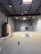 484-516 Province Rd, Laconia, NH for lease Interior Photo- Image 1 of 9