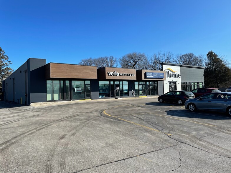 6000 N Port Washington Rd, Glendale, WI for lease - Building Photo - Image 1 of 4