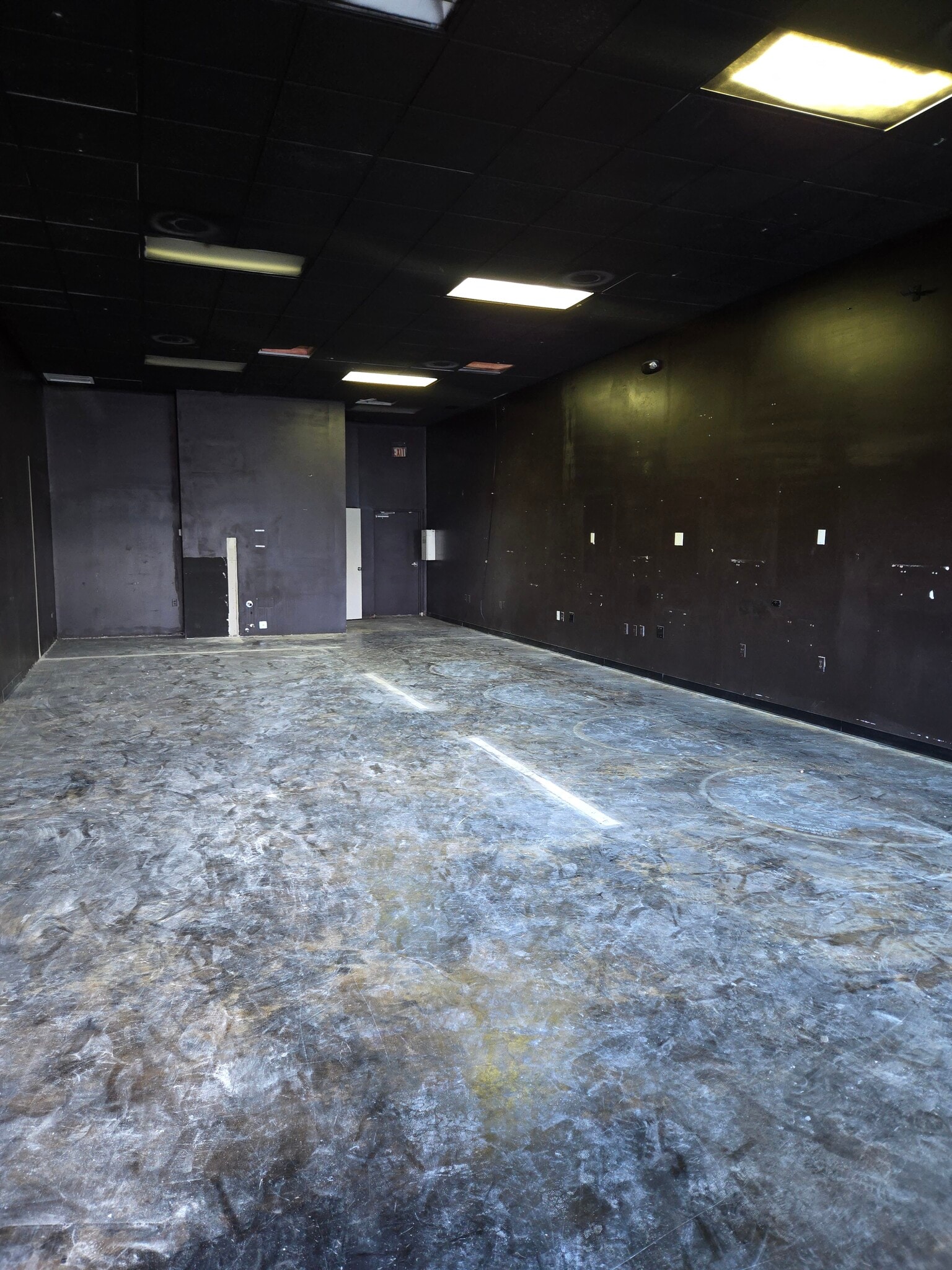 6160 Ulmerton Rd, Clearwater, FL à louer Photo intérieure- Image 1 de 5