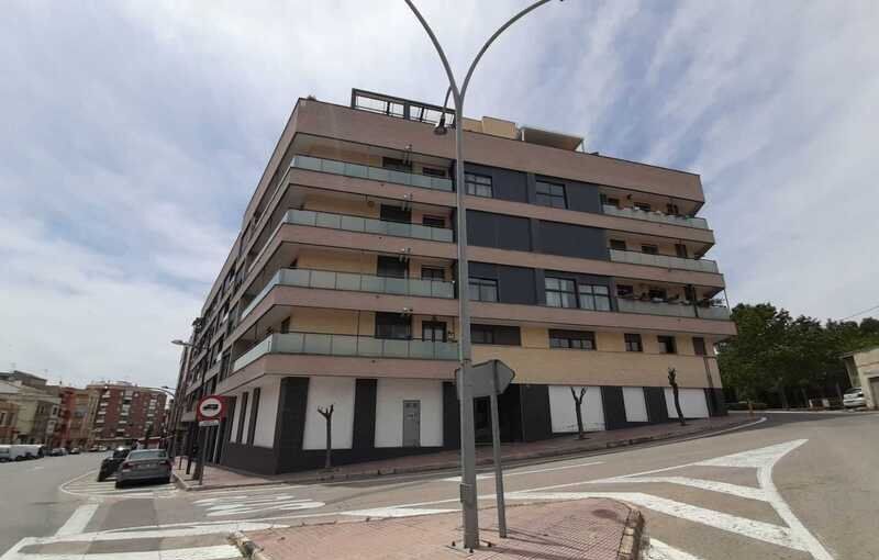 Commerce de détail dans Utiel, Valencia à vendre - Photo du bâtiment - Image 1 de 11