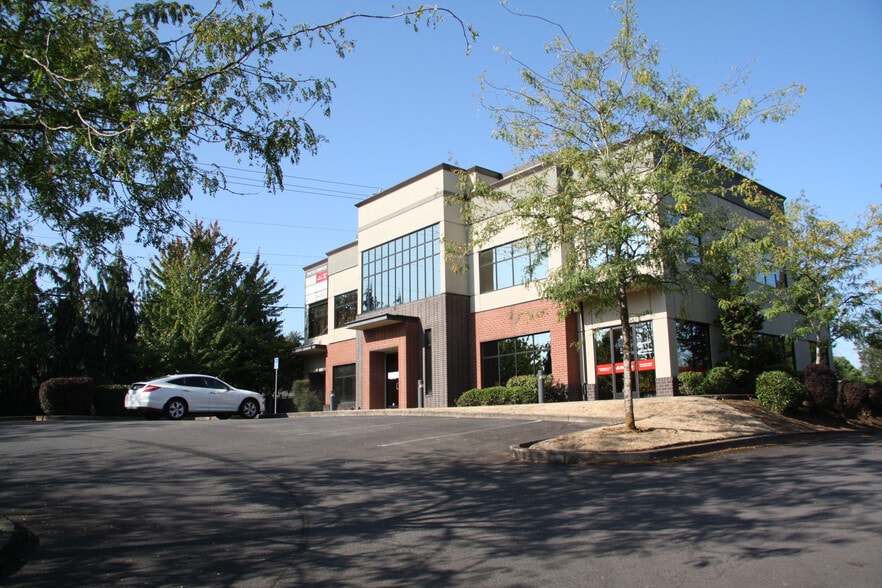 2895 Beavercreek Rd, Oregon City, OR for sale - Building Photo - Image 1 of 11