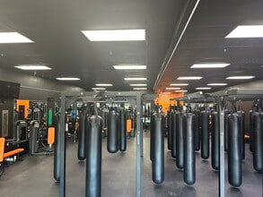 10901 Parkside Dr, Knoxville, TN for lease Building Photo- Image 2 of 6