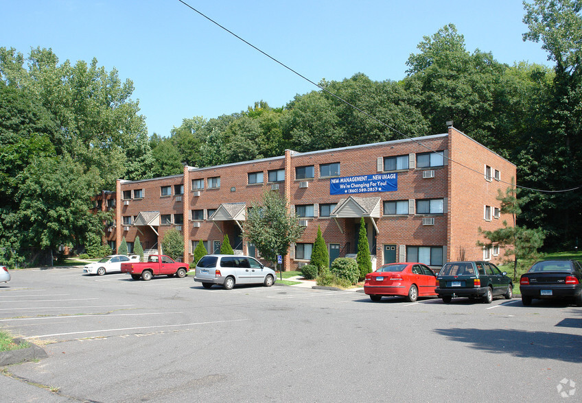 111-159 Union St, Bristol, CT à vendre - Photo principale - Image 1 de 1