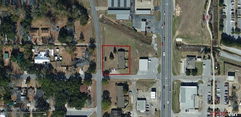 700 N Alston St, Foley, AL à vendre Aérien- Image 1 de 2