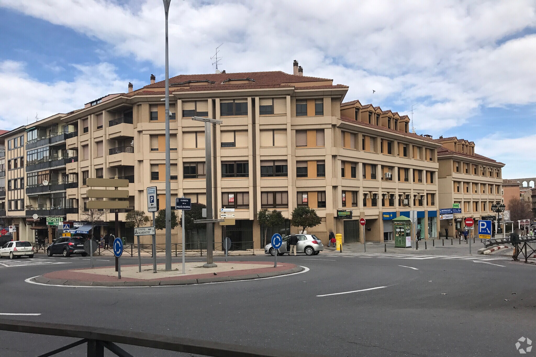 Immeuble residentiel dans Segovia, Segovia à vendre Photo du bâtiment- Image 1 de 2