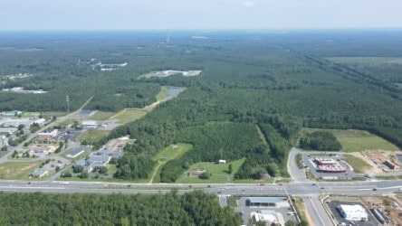 8123 Ladysmith Rd, Ruther Glen, VA for sale - Primary Photo - Image 2 of 6