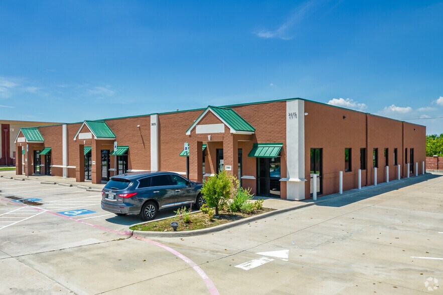 3615 N Belt Line Rd, Sunnyvale, TX à louer - Photo du bâtiment - Image 2 de 43