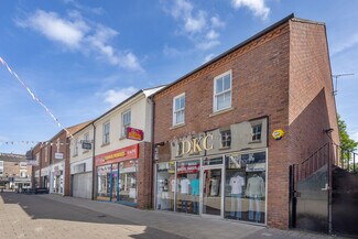 Plus de détails pour 30-34 Castle Walk, Newcastle Under Lyme - Commerce de détail à louer