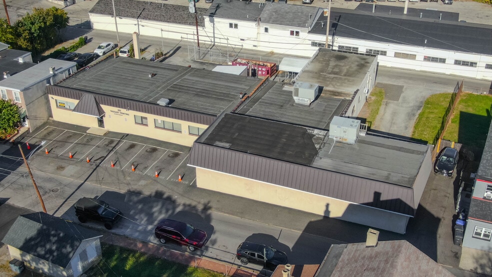 323 S Matlack St, West Chester, PA for sale - Building Photo - Image 1 of 13