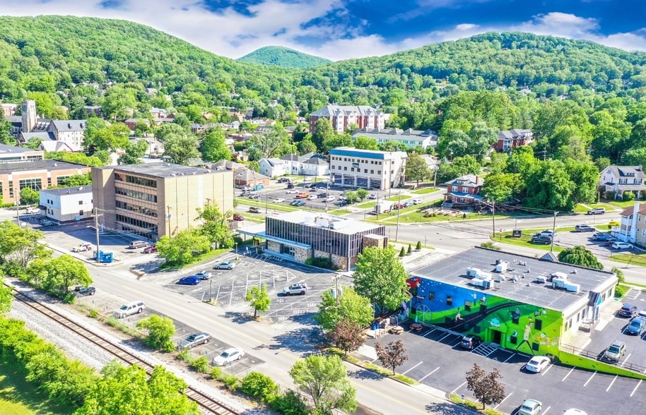 301 McClanahan St SW, Roanoke, VA for lease - Building Photo - Image 3 of 11