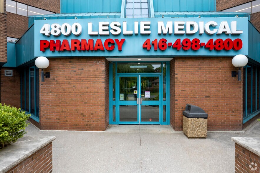 4800 Leslie St, Toronto, ON à louer - Photo du bâtiment - Image 3 de 4