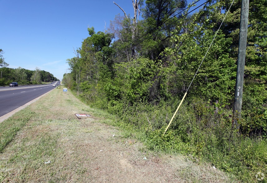 3200 Nc-24/27 Hwy, Midland, NC à vendre - Photo du bâtiment - Image 3 de 3