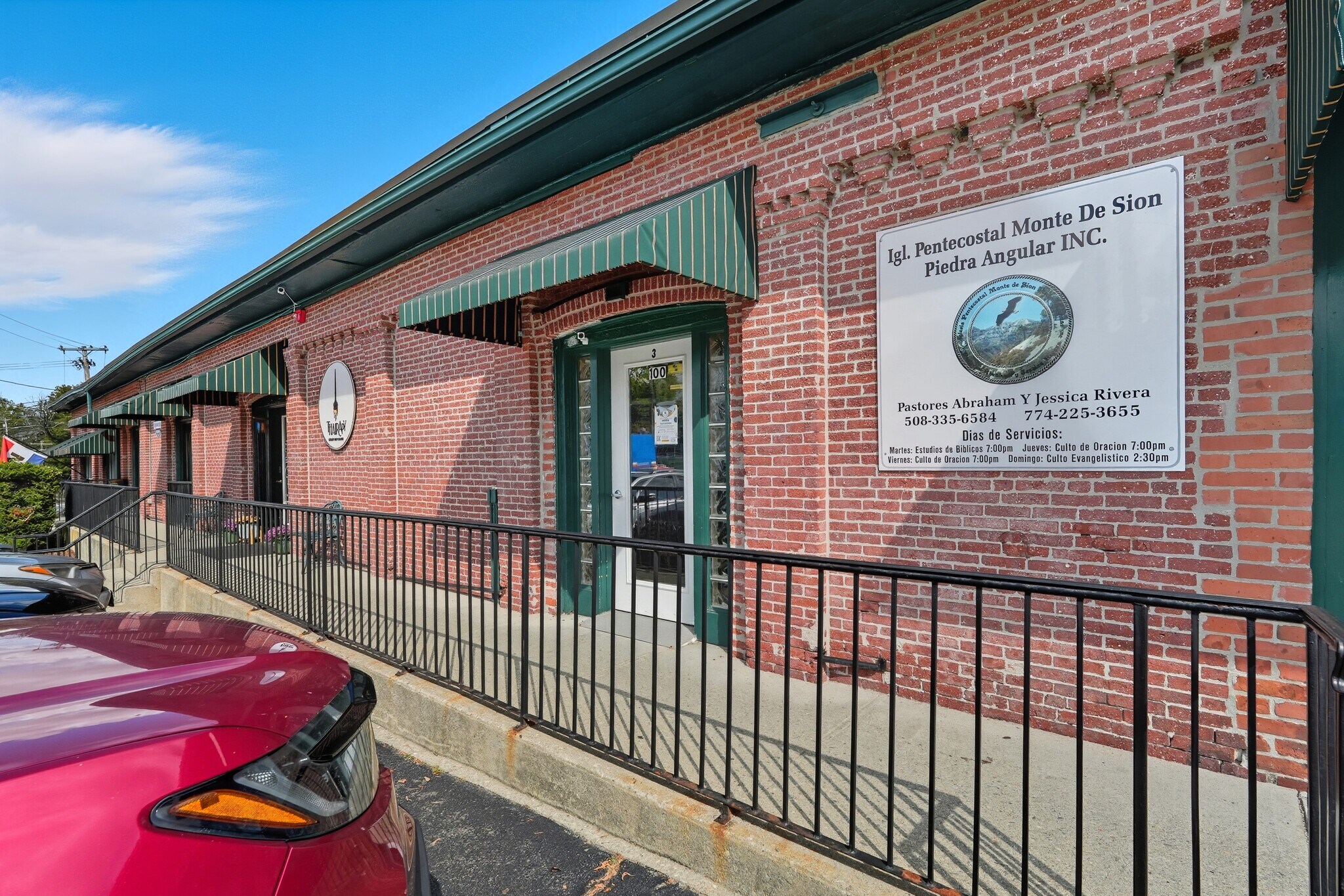 100 Central St, Southbridge, MA à louer Photo du bâtiment- Image 1 de 9