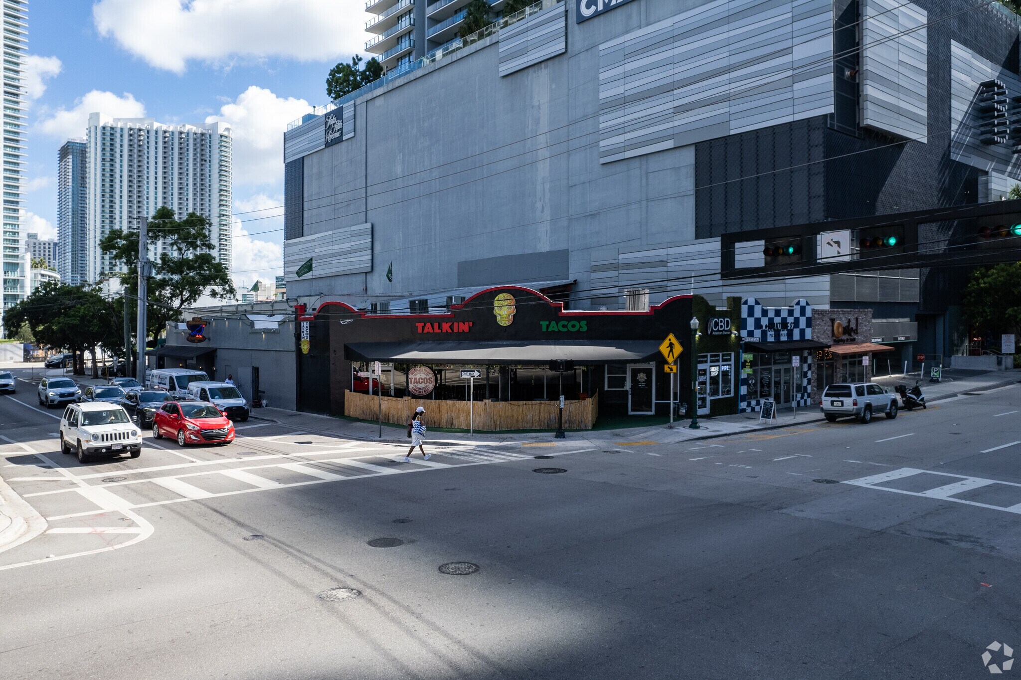 97 SW 8th St, Miami, FL for lease Primary Photo- Image 1 of 2