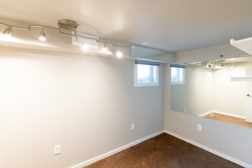 1215 B St, Hood River, OR for lease - Building Photo - Image 2 of 54