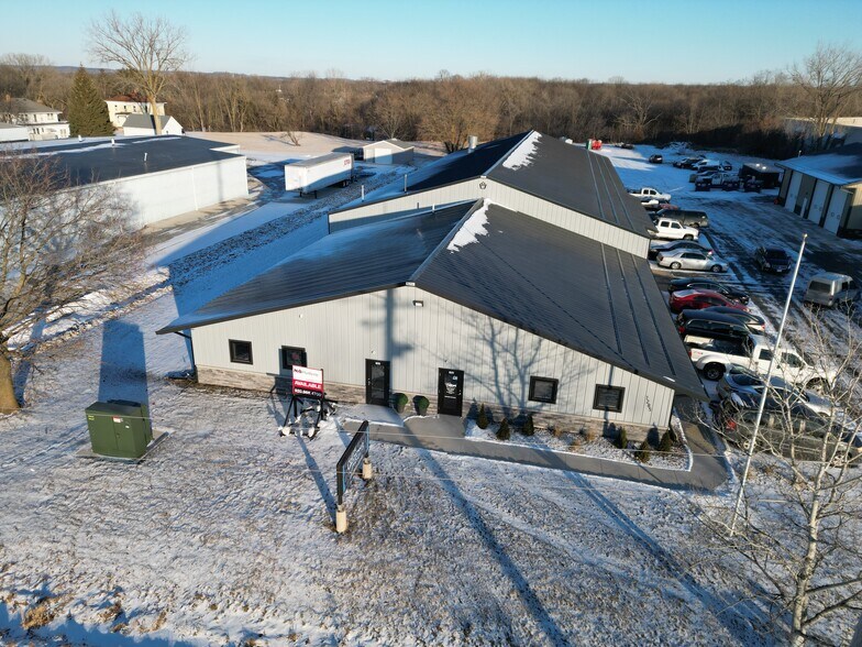 1285 Morris St, Fond Du Lac, WI for lease - Building Photo - Image 1 of 1