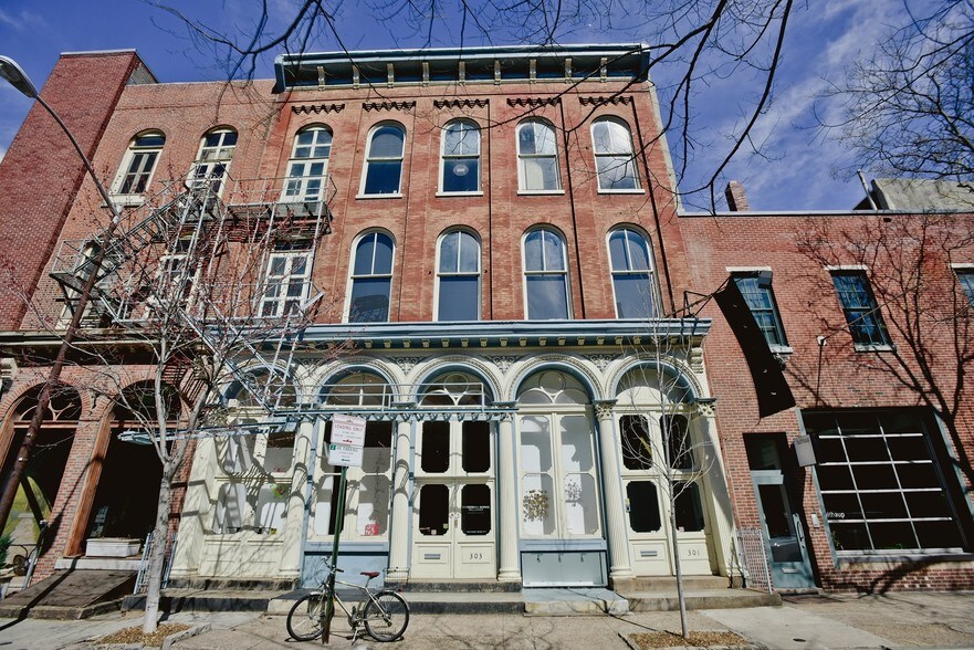 301-303 Cherry St, Philadelphia, PA for lease - Primary Photo - Image 1 of 19