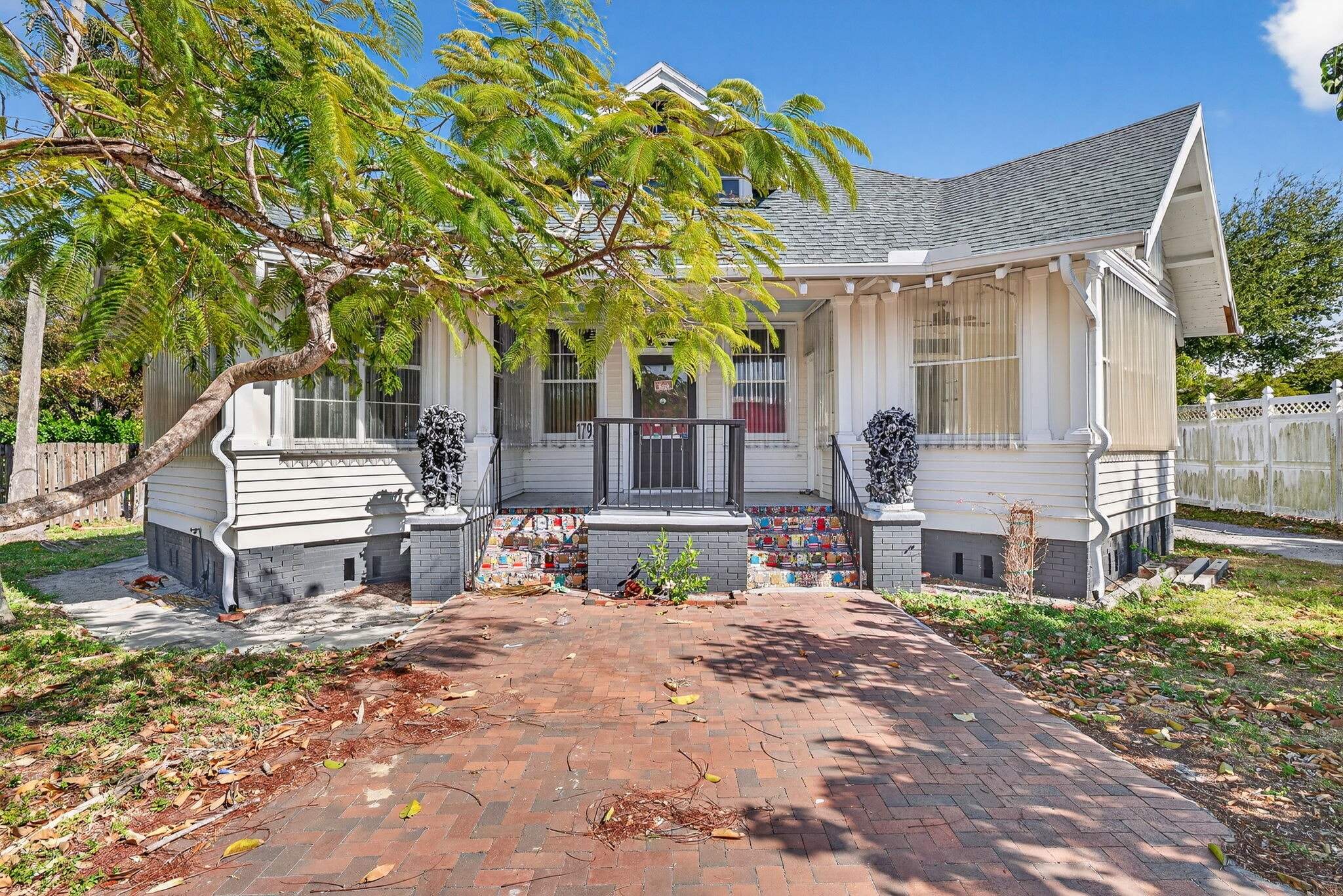 1793 Fowler St, Fort Myers, FL for sale Interior Photo- Image 1 of 30