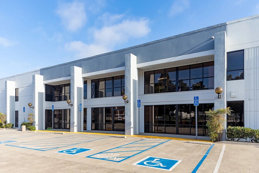 5252-5286 Bolsa Ave, Huntington Beach, CA for lease - Building Photo - Image 2 of 3