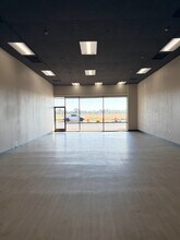 1875-1895 25th St, Salem, OR for lease Interior Photo- Image 2 of 5