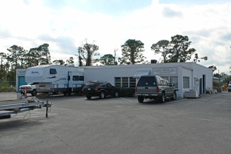 More details for 102-152 NE Dixie Hwy, Stuart, FL - Industrial for Lease