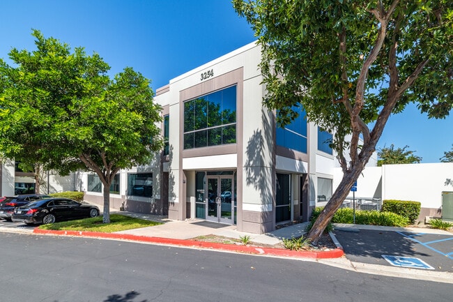 Plus de détails pour 3254 Grey Hawk Ct, Carlsbad, CA - Flex à vendre