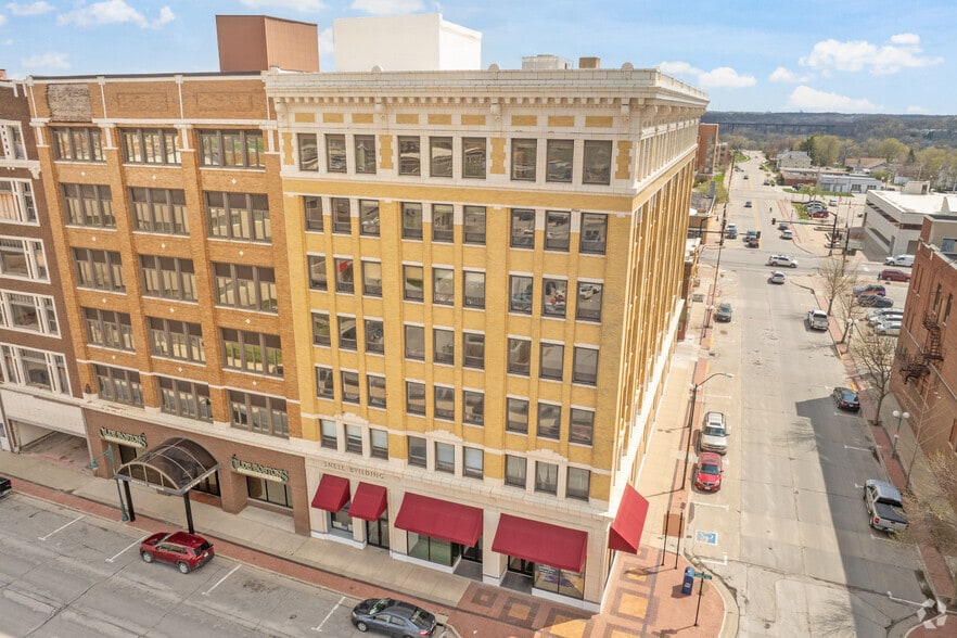 801-805 Central Ave, Fort Dodge, IA for lease - Building Photo - Image 2 of 2