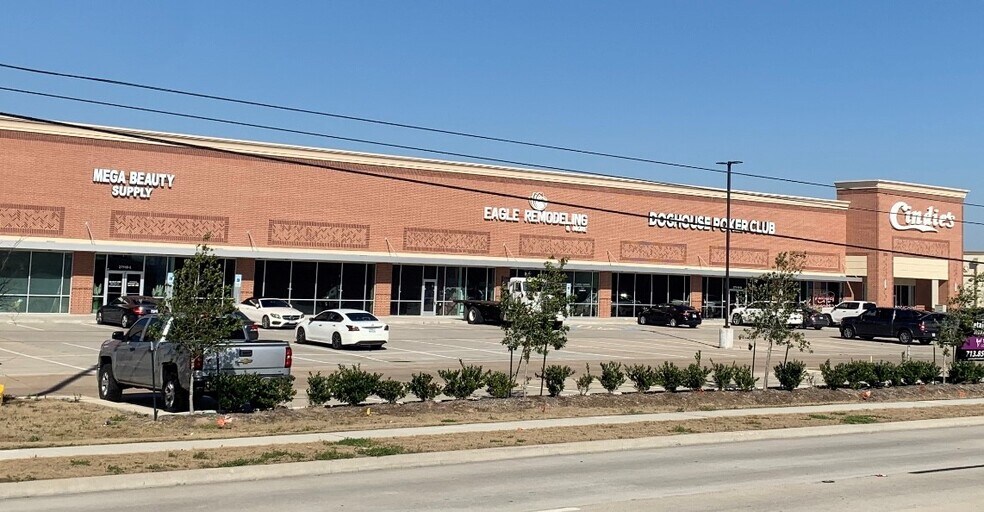 27118 Highway 290, Cypress, TX à louer - Photo du bâtiment - Image 3 de 4