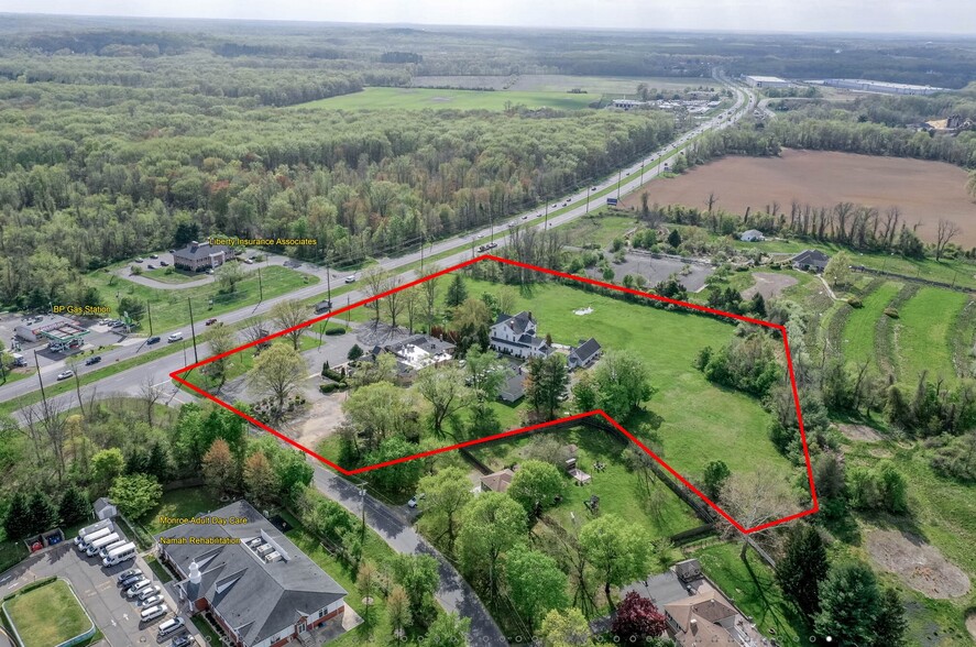 520 Highway 33, Millstone Township, NJ à vendre - A rien - Image 3 de 43