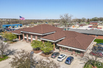 5075 E University Ave, Pleasant Hill, IA - aerial  map view